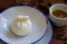 Załaduj obraz do przeglądarki galerii, Burrata - Bianca Mozzarella
