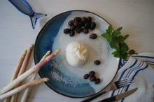 Załaduj obraz do przeglądarki galerii, Burrata